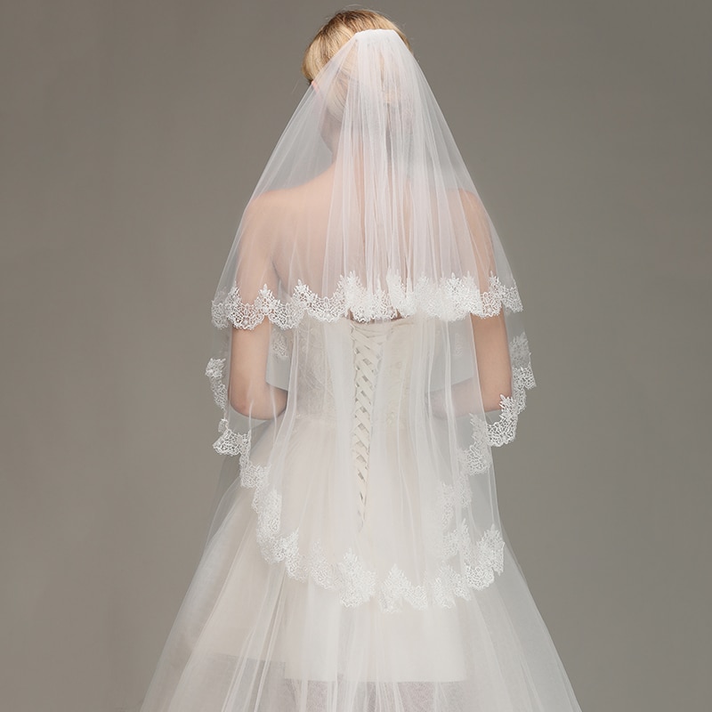 Real Picture 1.5 Meters Two Layers Soft Tulle Ivory Lace Edge Short Wedding Bridal Veils With Comb Wedding Accessories