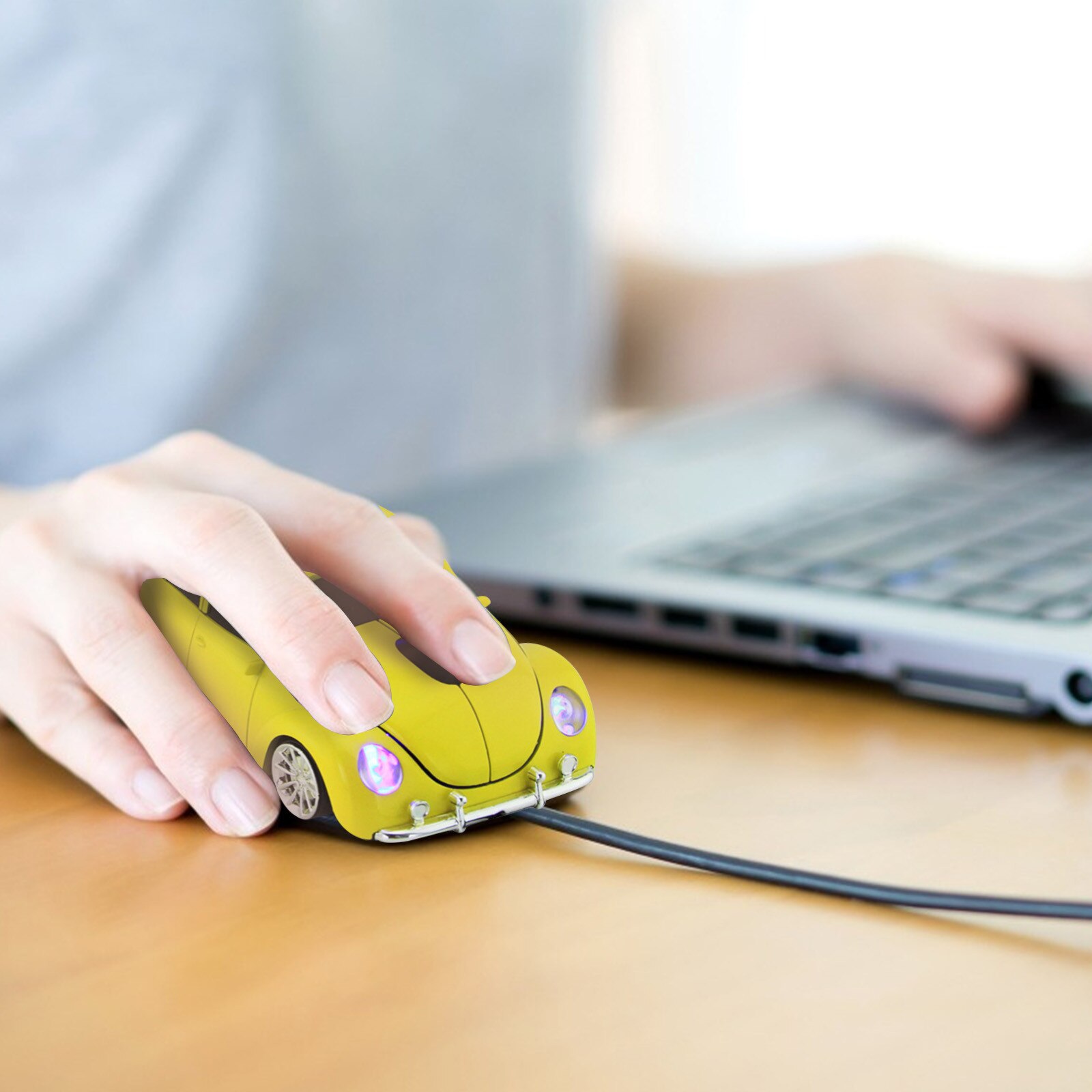 USB 2.4GH Beetle Wireless Car Mouse Car Model Sports Car Mouse With USB Mouse Mice For Laptop PC Computer