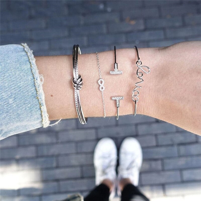 WUKALO Charm 4 stks/set Damesmode Kristal Cirkel Blad Ketting Gouden Kleur Gesimuleerde Parel Armband Set Party Bruiloft Sieraden: 83427