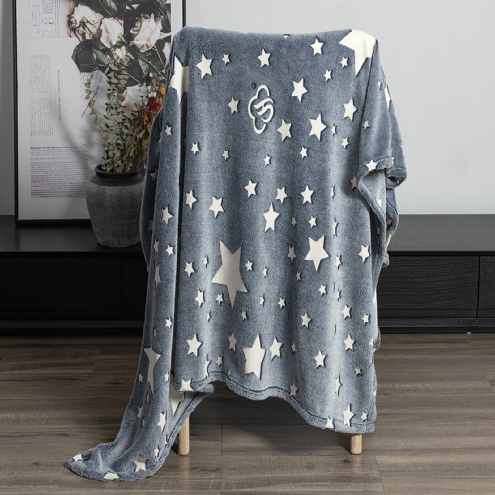Glow In The Dark Fleece Blanket Throw Grey Stars / Moon Plush Furry Throw Warm Blanket Sofa Bedspread
