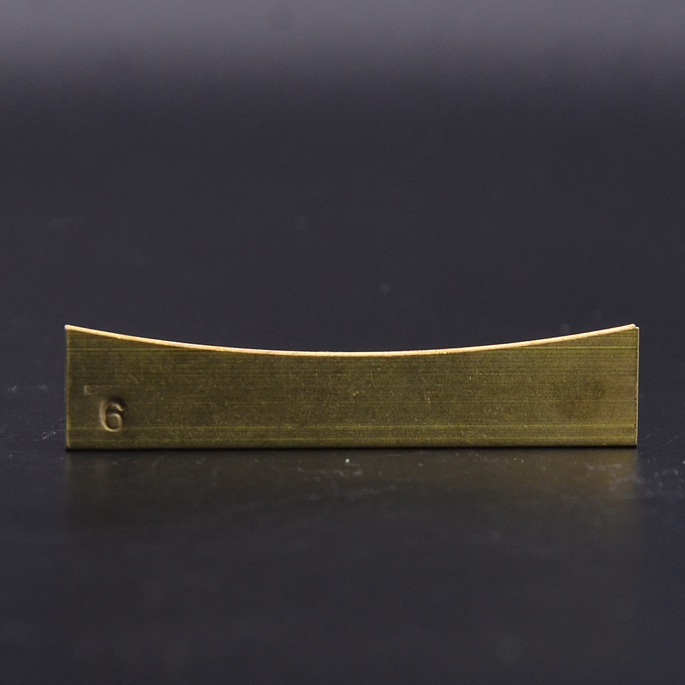 Caul per pressa per tasti della tastiera con inserto in ottone per chitarra basso: Di Colore Giallo chiaro