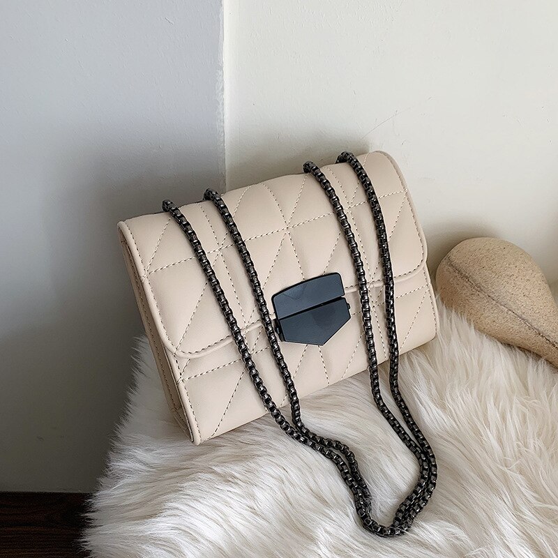 CAIDA Europäischen Platz Tasche Für Frauen sperren Kette Schulter Bote Taschen Neue PU Leder Handtasche