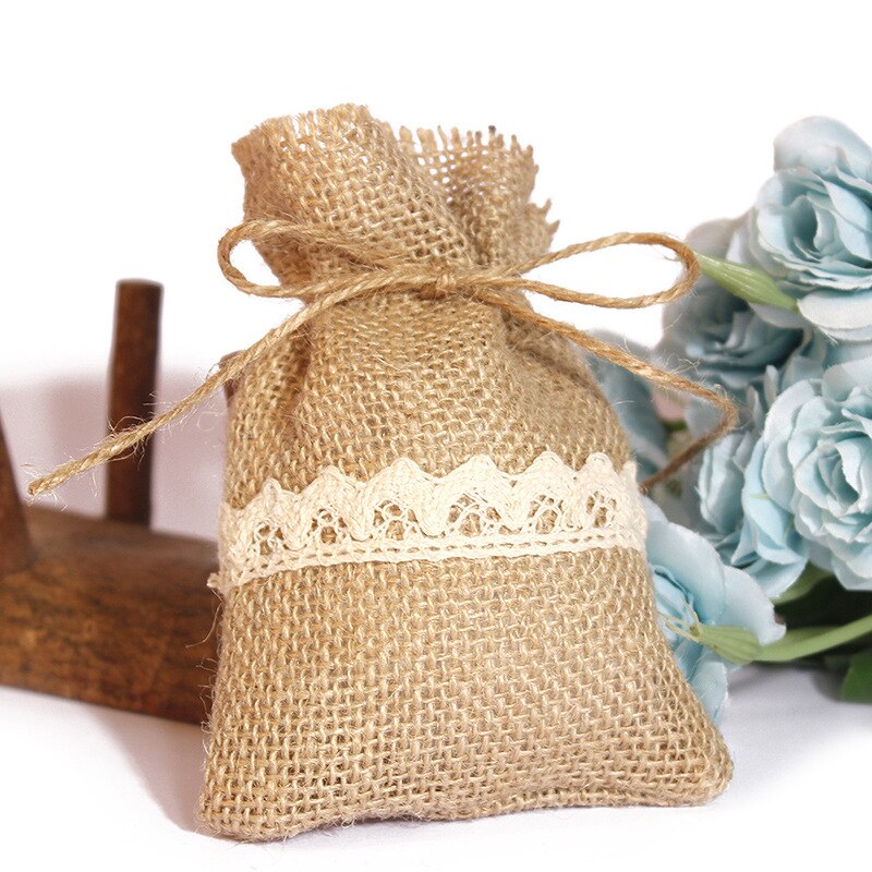 50PCS Burlap Bags Natural Jute Large Burlap Pouch Sack Favor Bag for Showers Weddings Parties and Receptions - 10x14 CM