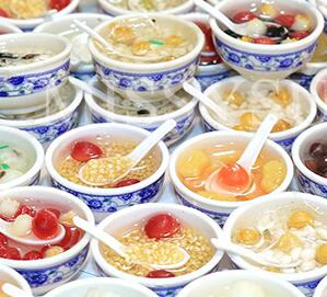 2PCS 3cm 1/6 Scale Miniature Chinses Cuisine Dessert Noodles Food for Dollhouse Decor Pretend food for blyth bjd kitchen toys: 3cm Dessert