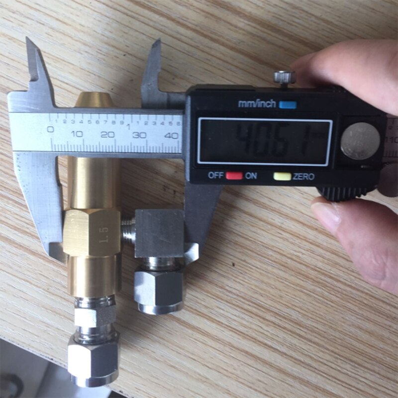 1.5Mm Afval Oliebrander Nozzle,Air Atomiserend Nozzle, Stookolie Mondstuk, Volledige Kegel Olie Sproeikop