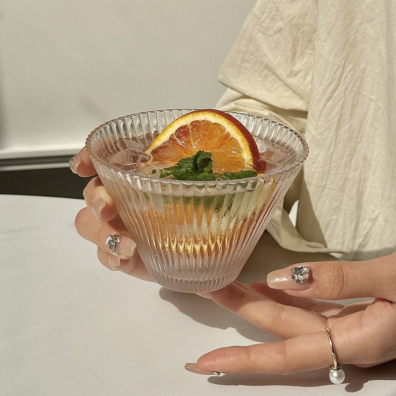 Is kold drik glas kop