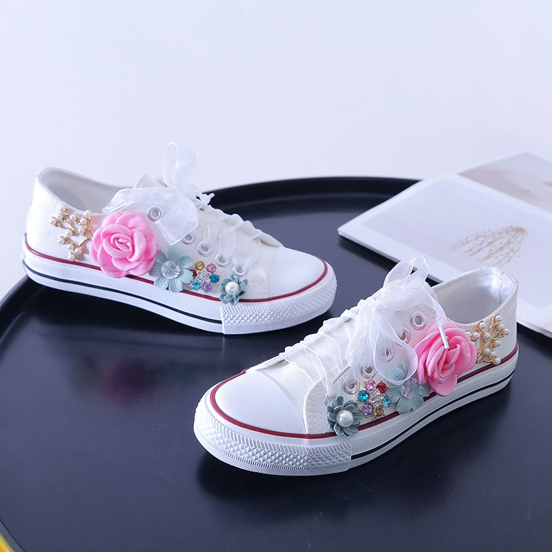 Femmes baskets été toile chaussures blanc ruban sangle coudre fleurs colorées perle diamant ruban à semelles épaisses plat W31-25