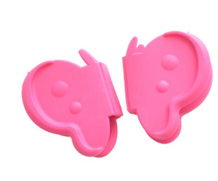 2Pcs Butterfly Silicone Glove Oven Heat Insulated Finger Gloves Home kitch Cooking Microwave Non-slip Gripper Pot Holders: Pink