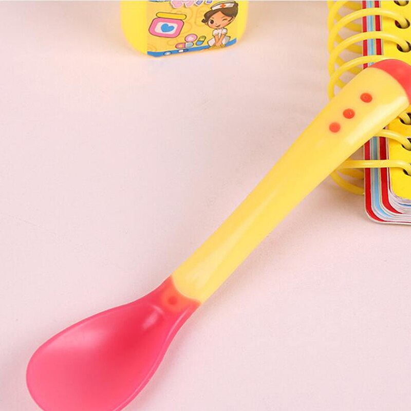 Temperature Sensing Spoon for Baby Safety Infant Feeding Spoons Fork Kids Children Boy Girl Toddler Flatware: yellow spoon