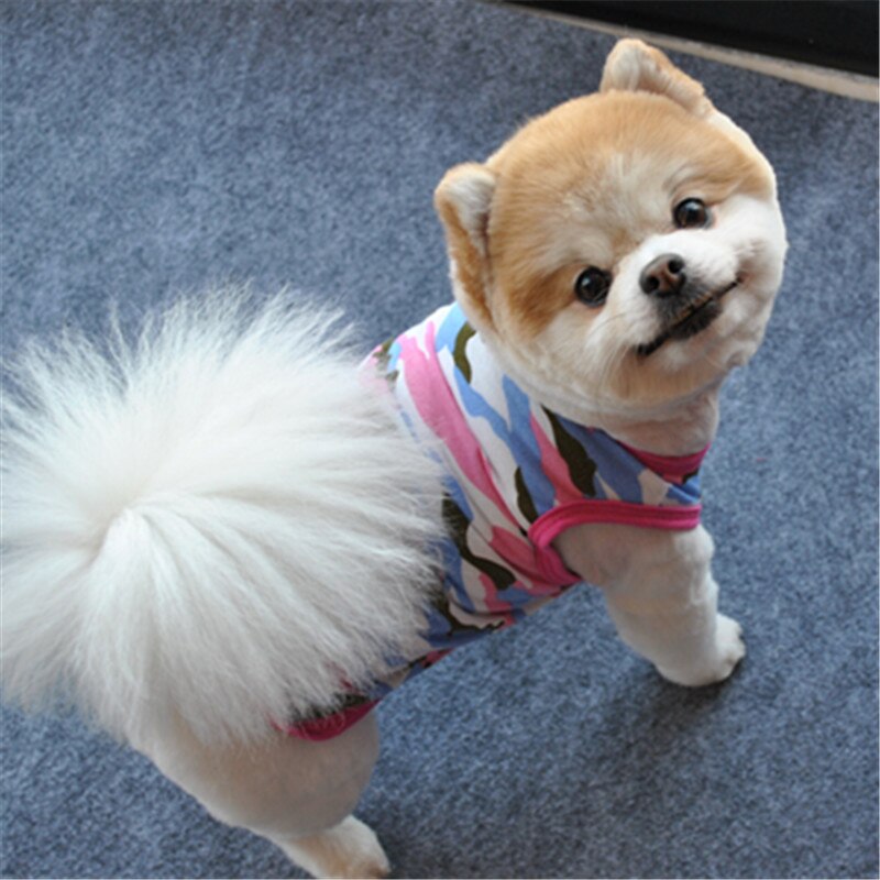 1Pcs Lente En Zomer Hond Kleren Puur Katoen Ademend T-shirt Teddy Puppy Corgi Camouflage Vest Puppy Kat Kleding