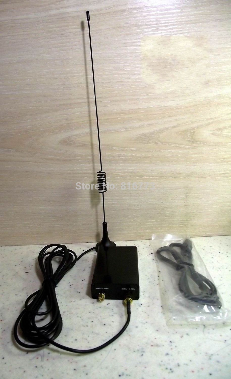 100KHz -1.7GHz UV HF RTL-SDR USB Tuner Receiver R820T+8232 + Antenna