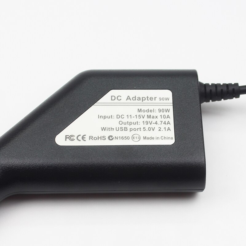 Yleinen 19v 4.74a 90w 5.5*2.5mm auto dc laturi asus lenovo toshiba fujitsu kannettavalle tietokoneelle 5 v 2a usb-portti puhelimen lataus
