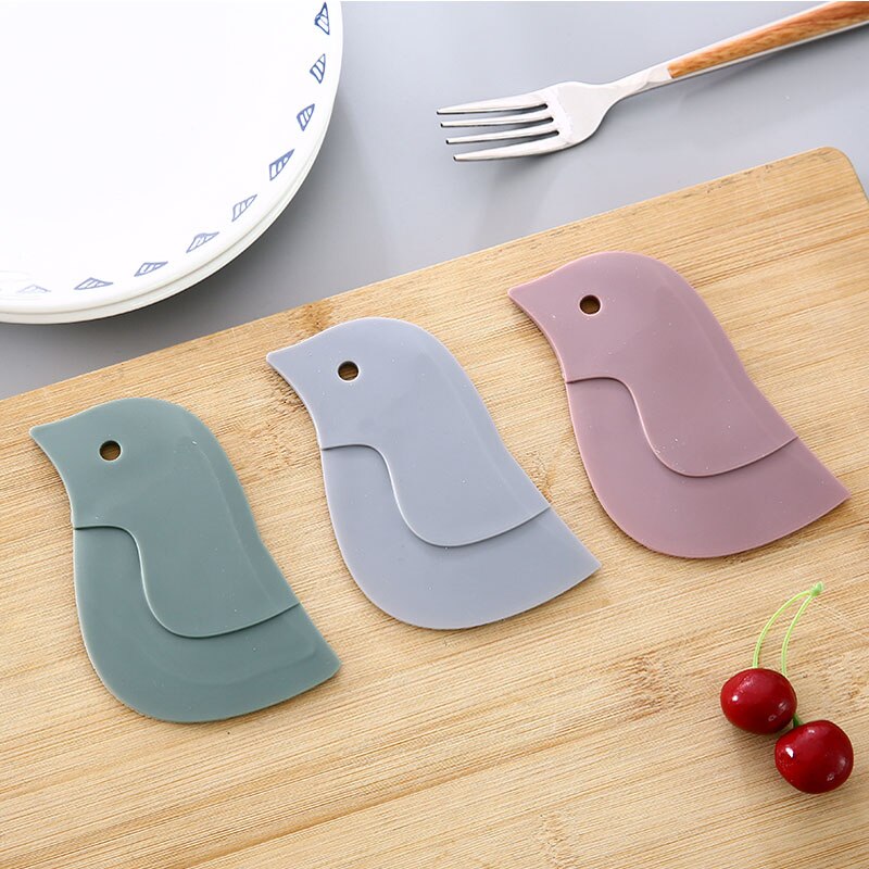 Cartoon Shaped Multifunction Squeegee Scraper Scraping Oil Spatula Plate Scraper Kitchen Baking Cleaning Tools