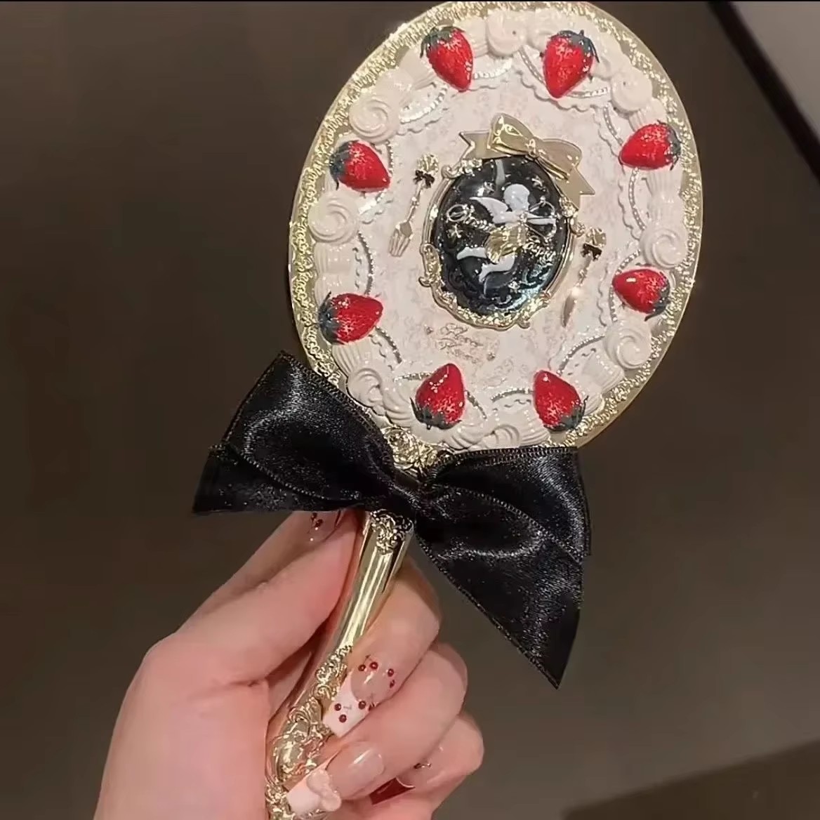 Flower Knows Little Angel Series Espejo de mano 3 tipos Exquisitos herramientas de maquillaje en relieve: Negro