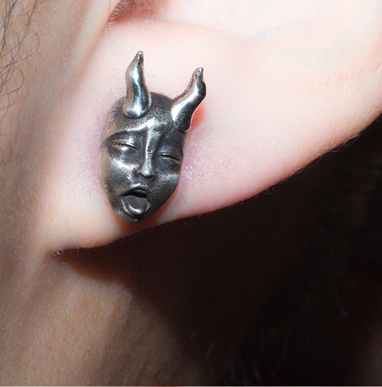 Personality Silver Plated Gothic Horned Demon Baby Stud Earrings Devil Prajna Skull Earrings for Men Women Biker Punk Jewelry