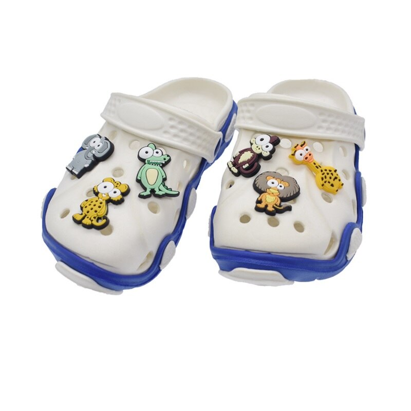 100pcs cartoon lovely cartton flower PVC Shoe Charms Shoes Accessories Fit Bands Bracelets croc jibz Kids decoration