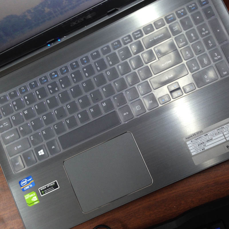 Funda de silicona para Acer Aspire V5-572G, V5-572, V5-573G, V15, V5, 572G, Vn7-591G, V5-571Pg, 15 pulgadas, para portátil y teclado: transparent