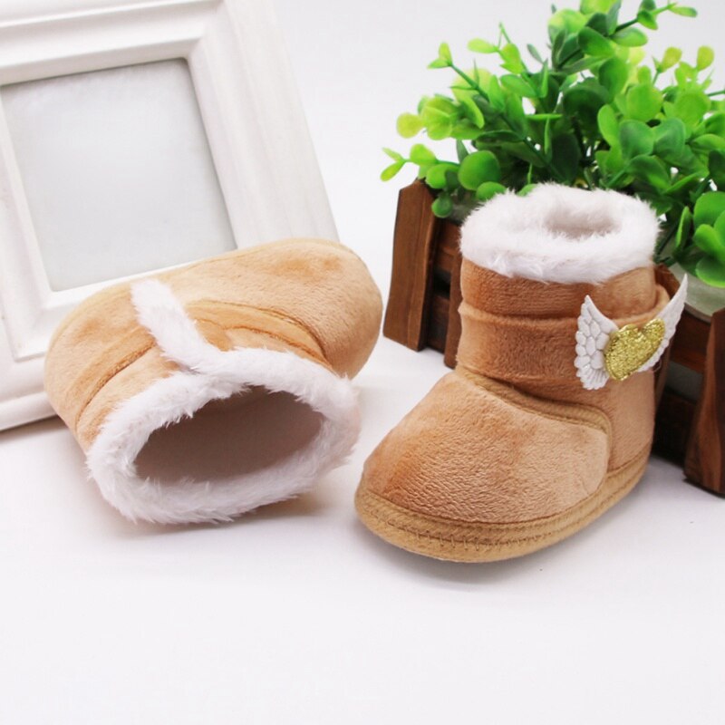 Botas antideslizantes para bebé de 0 a 18M, zapatos de invierno para niño y niña, botas de nieve de algodón con amores, botas de tubo medio: Caqui / 0-6 meses