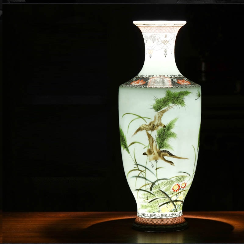 Classic Traditional Antique Jingdezhen Chinese Porcelain Flower Vase For Home Office Decor