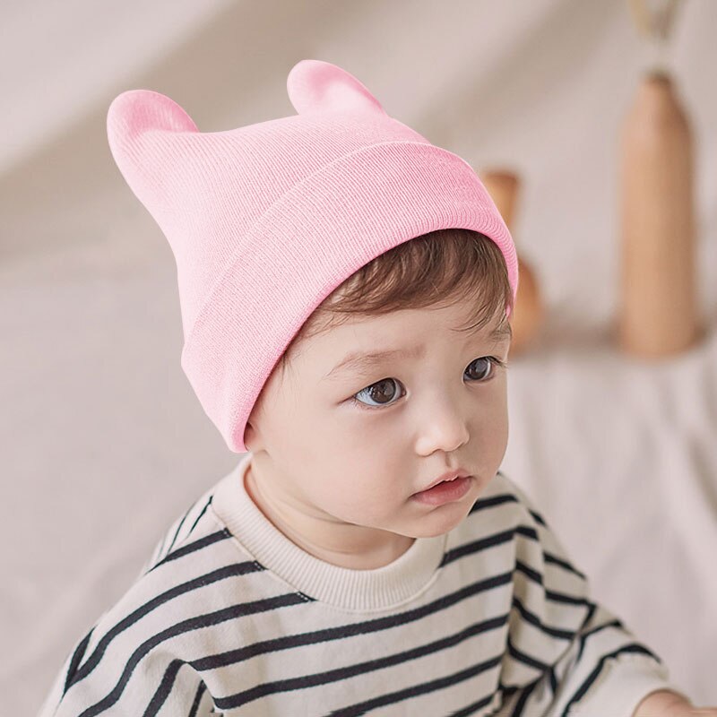 Sød ensfarvet babyhue med ører efterår vinter varm kid strikket hue til baby pige dreng blød spædbarn småbørn hue foto rekvisitter: Lyserød