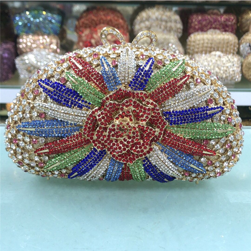 Nuovo Fiore di Modo di Cristallo Della Frizione Della Borsa e la Borsa Femminile Cristalli di diamante Pochette Manufatti Delle Donne Sacchetto di Sera per la Cerimonia Nuziale