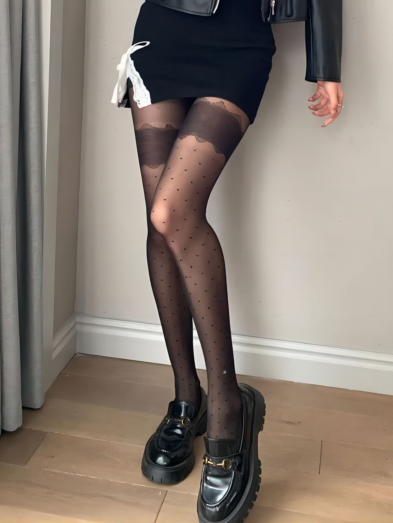 Bas noirs Sexy pour femmes, collants Lolita à pois en forme de cœur, chaussettes hautes serrées, bonnes bas élastiques, Lingerie érotique