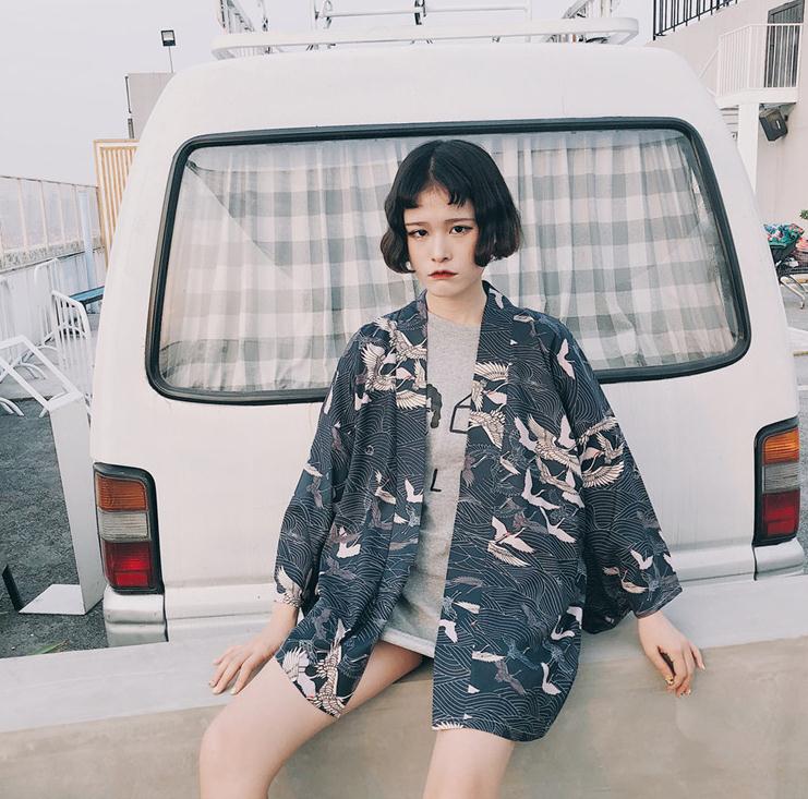 Traditional japanese kimono women japanese women kimono traditional japanese yukata traditional short yukata: As the picture show