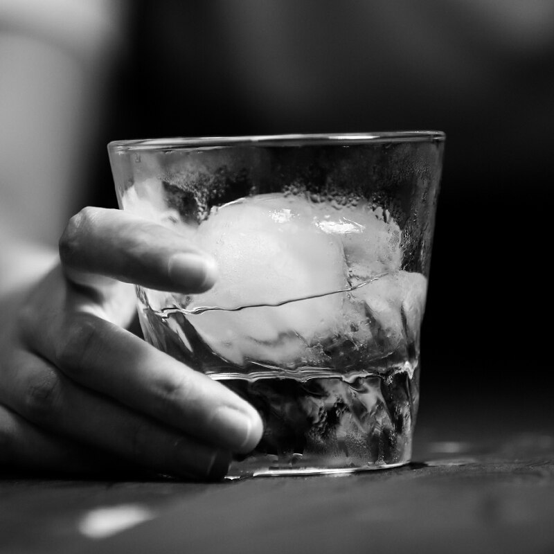 Heavy Base Whiskey Glasses, Scotch Whisky, Bourbon, Cocktails, RUM, Durable Whiskey