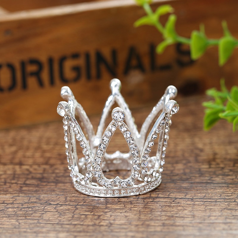 Mini Tiara encantadora, corona para pastel, Color dorado plateado, coronas de aleación, Princesa, suministros y decoraciones para fiestas,