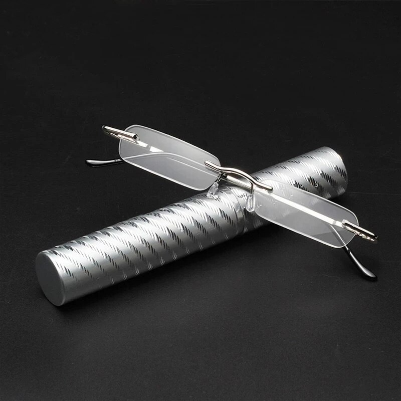 Ienjoy Mini Draagbare Leesbril Kleine Metalen Randloze Verziend Brillen Met Pen Tube Case Mini Lezen Brillen Mannen Vrouwen: +150
