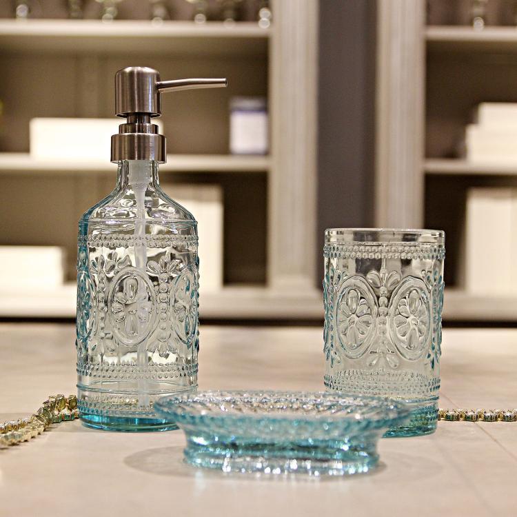 Blå glas bad flaske europæisk stil tryk fortynding shampoo vandflaske mund kop sæbe kasse: Tredelt badesæt