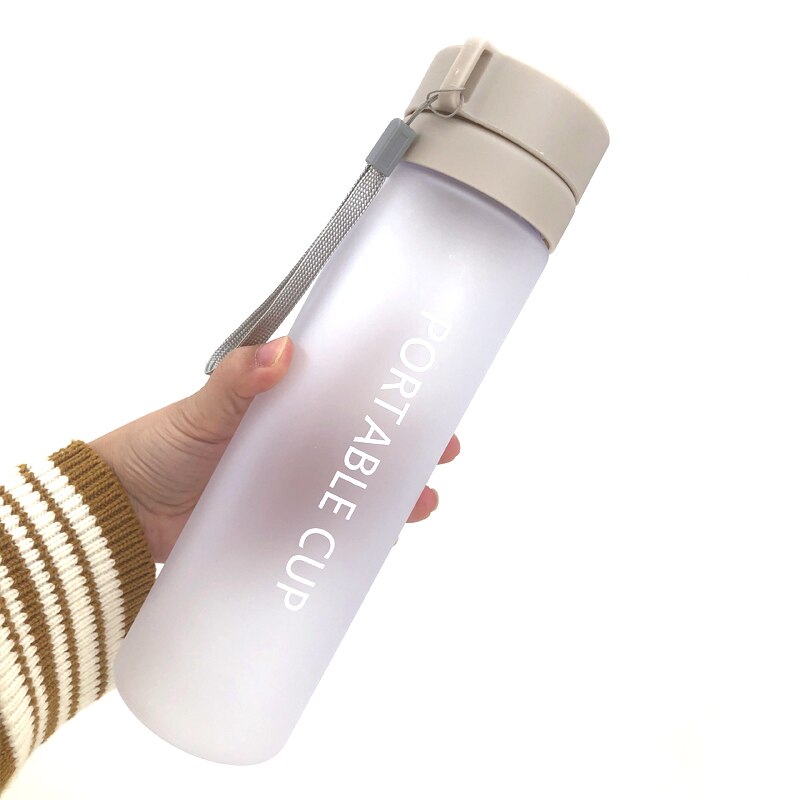 Plastflaske til vandsport 800ml bærbare reb børn drikker udendørs lækagesikker forsegling, der klatrer vandflasker: E