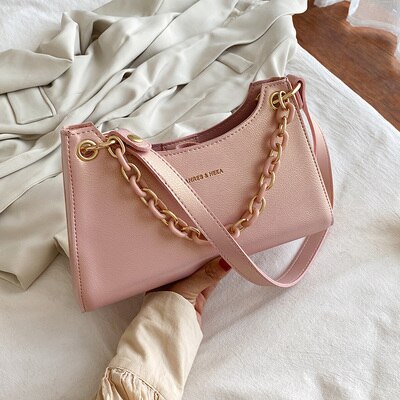 Unieke okseltas & ketting vierkante tas schoudertas breedte 28cm hoogte 17cm dikte 7cm: Roze