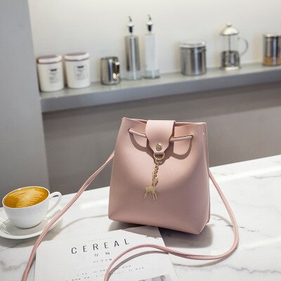 Flickor liten cross shoulder bucket bag handväskor mini fritid kvinnor handväskor påse med rådjur mini crossbody messenger pack: Rosa