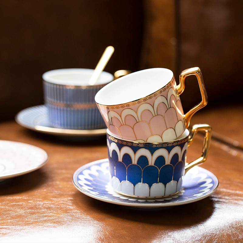 Keramische Kopje Koffie Met Gouden Handvat Kopje Thee Schotel Lepel In Set Creatieve Porselein Espresso Cup Voor Restaurant Benodigdheden