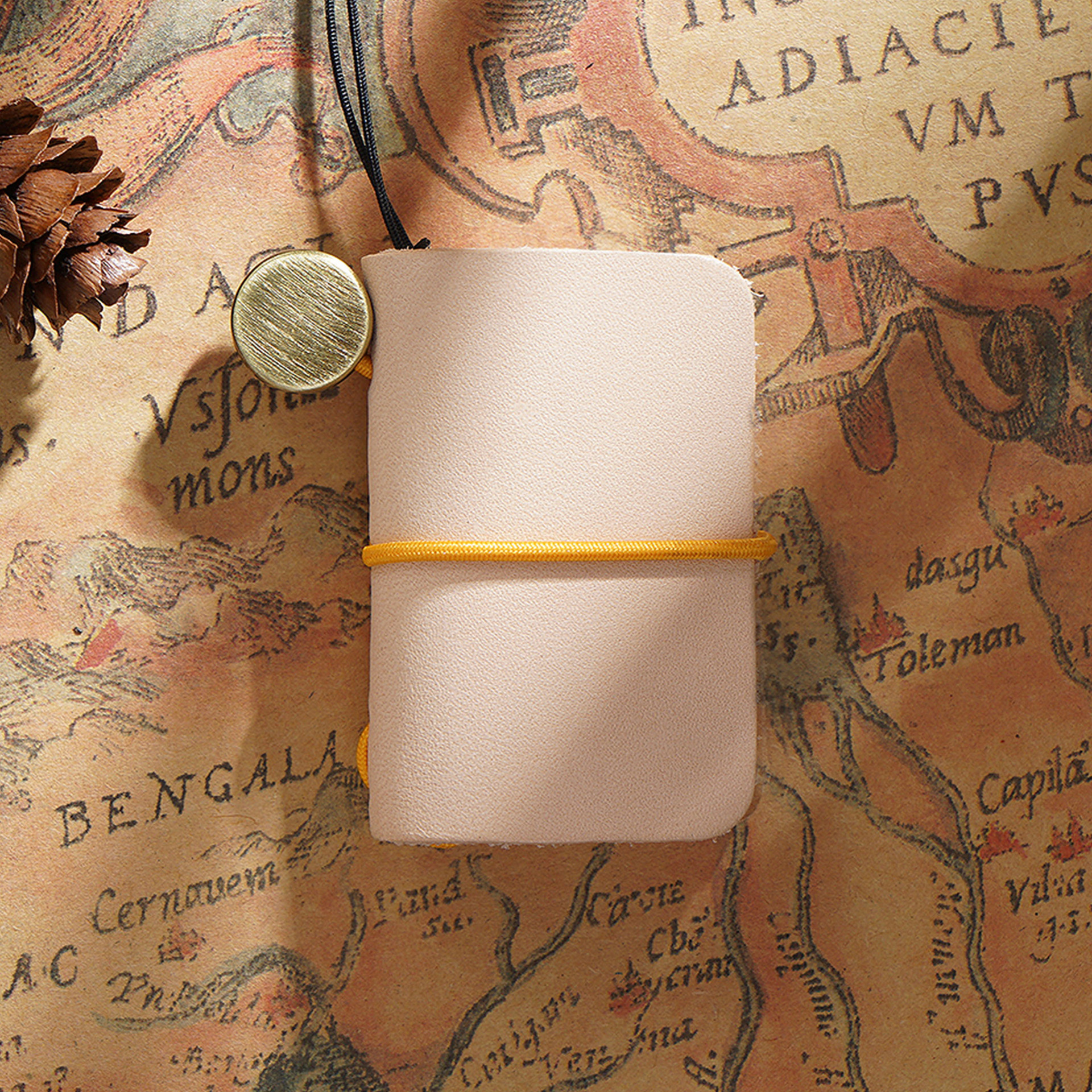 Mini Journal Cute Leather Cover Notebook Small Diary Retro Portable Travel Book DIY Blank Pages Memo Sketchbook: Vegetable Tanned