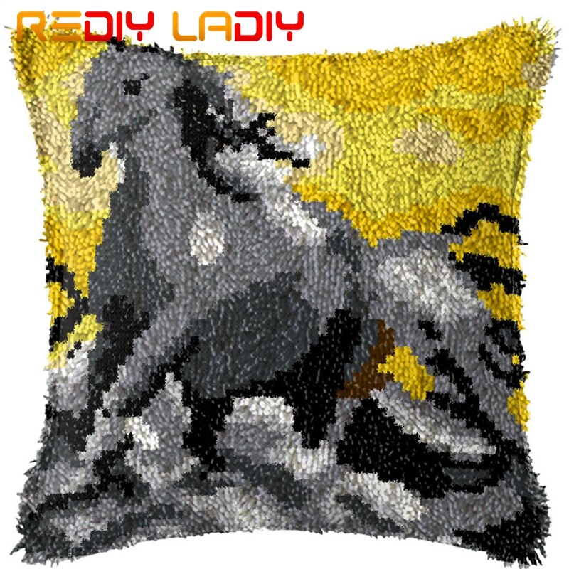 Latch Hook Kits Make Your Own Cushion Two Lovely Cats Printed Canvas Crochet Pillow Case Latch Hook Cushion Front Hobby & Crafts: BZ976