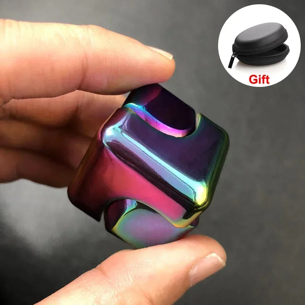 Metallinen kuutio pyörivä sormenpäägyroskooppi fidget anti stress lelut aikuisille toimisto koti matkailu kannettava spinner lelut joulu: Musta