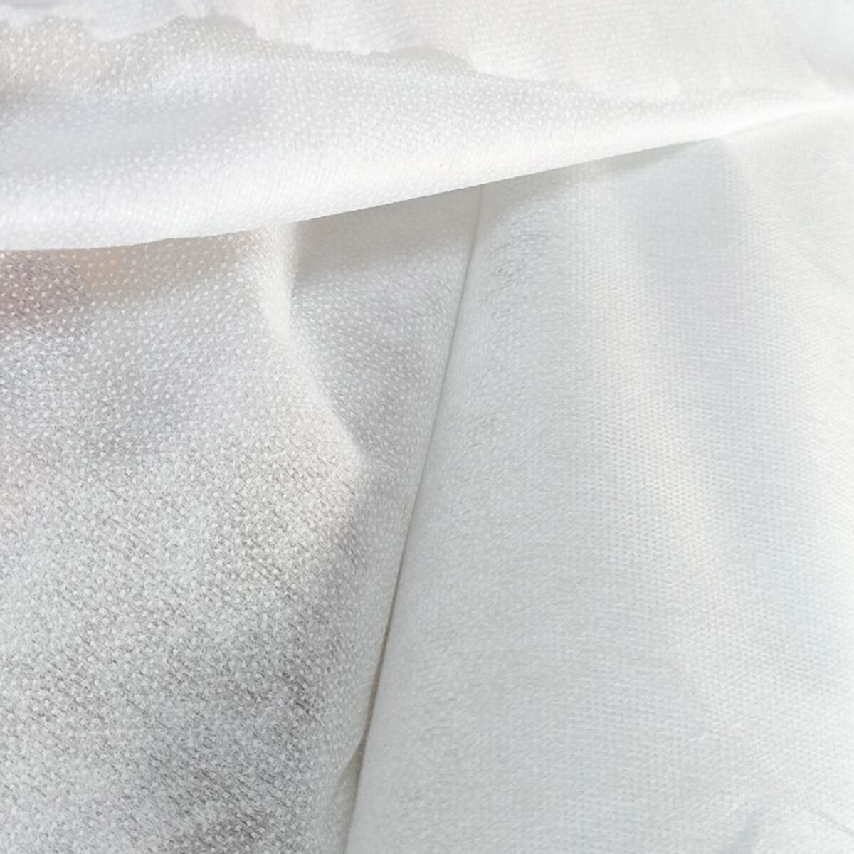 White Fusible Easy Iron On Sewing Join patchwork Interfacing Lightweight Polyester Interfacing (40 Inch x 4 Yards)