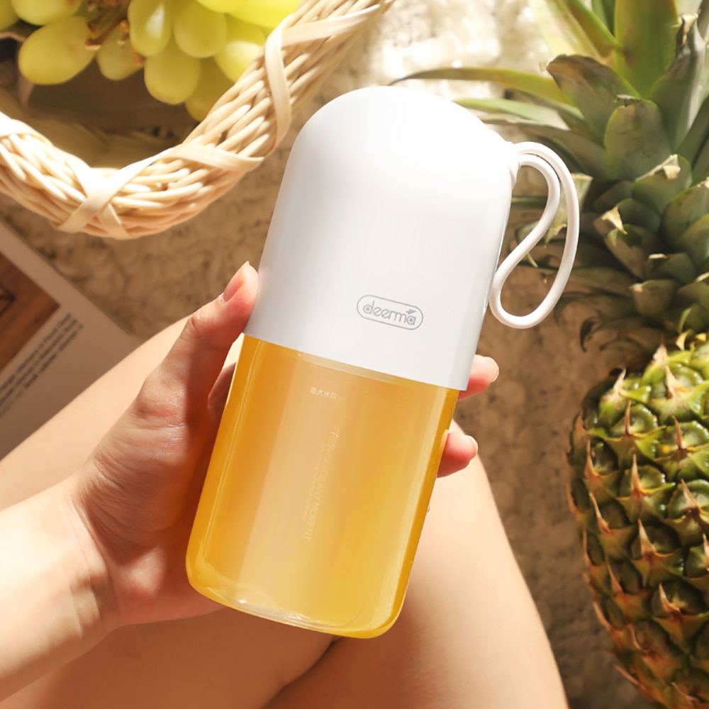 XIAOMI MijiA Deerma Portable Mini Fruit Juicer Kitchen Electric Mixer Capsule Shape Powerful Electric Juice Cup XIAOMI YouPIN