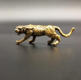 Mässing tiger den kinesiska zodiak djur solid mässing liten prydnad mini original tiger hem dekoration prydnad lycklig