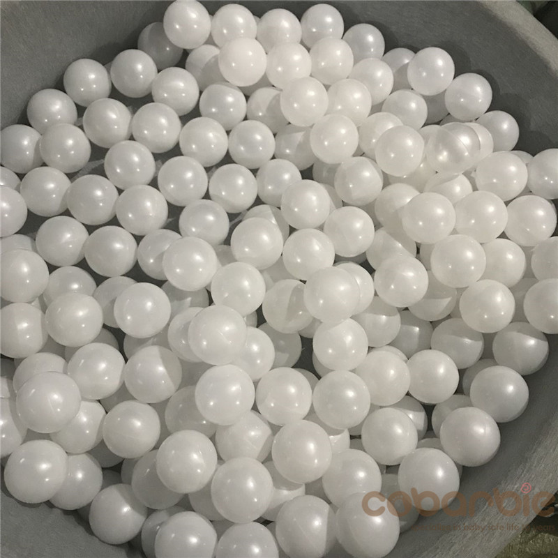 80pcs/lot Silver Grey Gold Soft Plastic ToyBalls Water Pool Ocean Wave Ball Baby Funny Toys Stress Air Ball Outdoor Fun Sports: pearl white