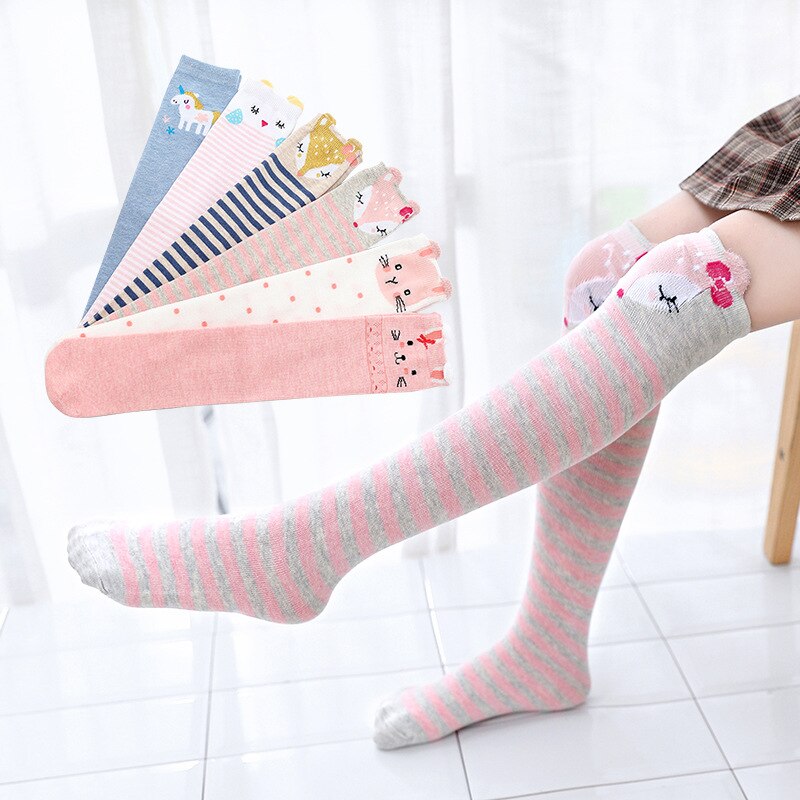 Chaussettes montantes en coton pour filles, chaussettes longues et douces, tricotées avec des motifs de dessin animé, pour enfants de 3 à 12 ans, printemps et automne