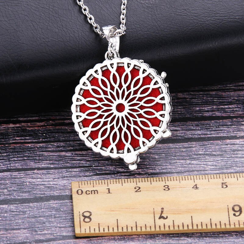 1pc 60cm Vintage Aromatherapy Perfume Essential Oils Diffuser Necklace Locket Necklace Pendant Dream Catcher Necklace 8534