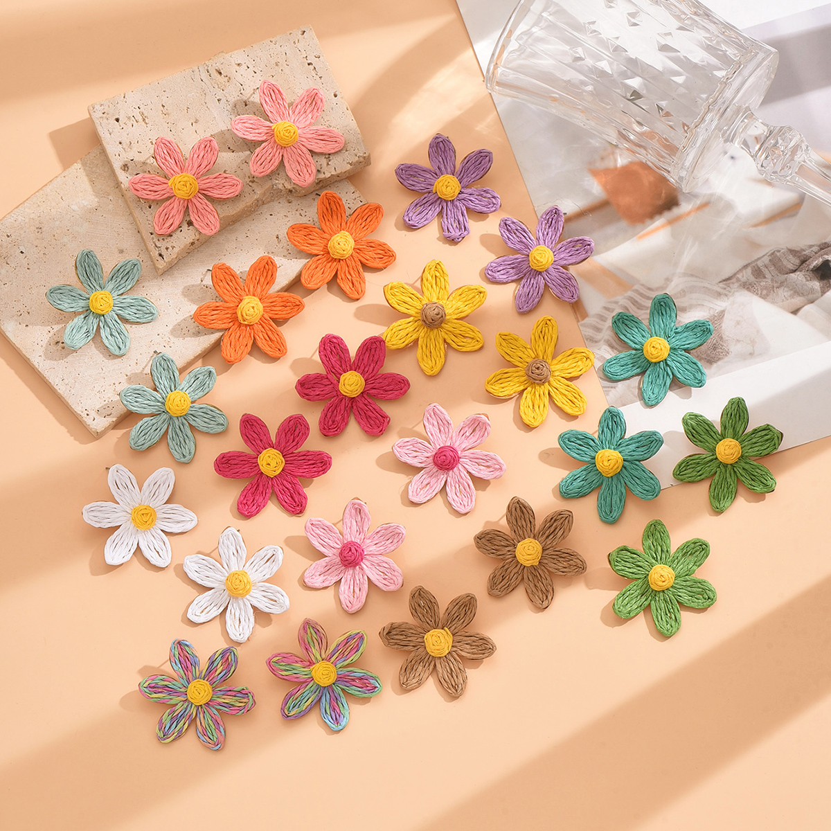 Bonitos pendientes de girasol tejidos hechos a mano, pendientes de flor de rafia para mujer, joyería para vacaciones en la playa, accesorios de