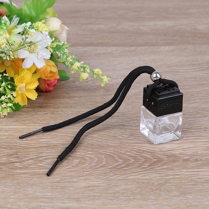 Bilhengende ornament bil luftfrisker tom glassflaske parfyme til eteriske oljer diffusor bilstyling bakspeil