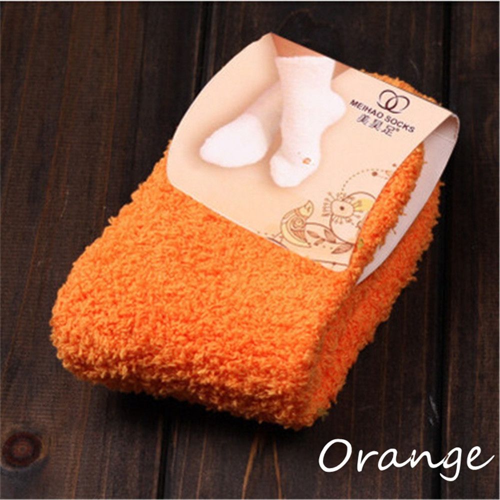 1 paar Winter Herfst Warm Casual Candy Kleur Womens Lady Dikke Coral Fleece Slipper Korte Sokken Fuzzy Kousen Effen sok: Oranje