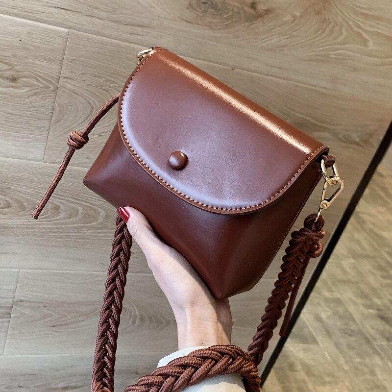 Burminsa Koreanische Stil Mini Umhängetaschen Für Frauen gewebte Gurt Mädchen Schulter Taschen PU Leder Damen Bote Taschen Sommer