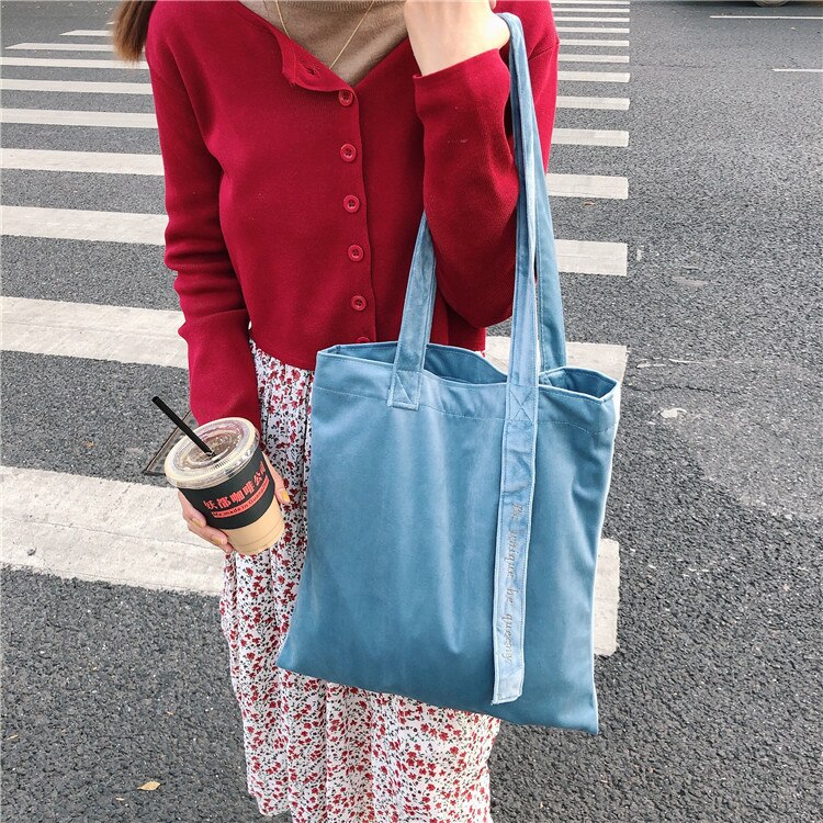 Rode fluwelen canvas tas met geborduurde letters, canvas tas met retro chic borduurwerk en lint: Blauw