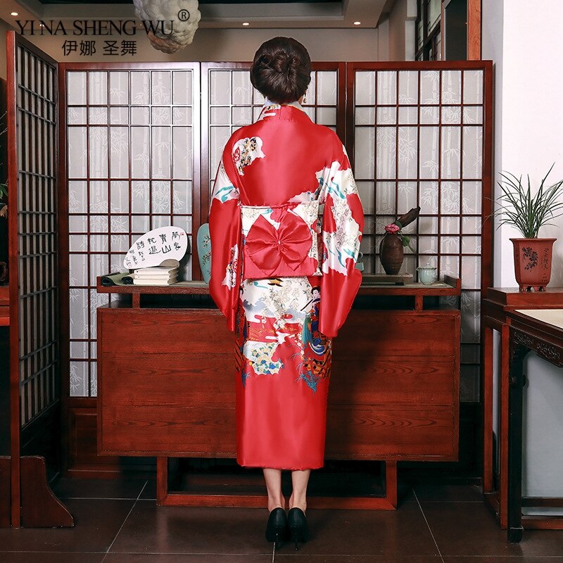 Kimono japonés mujer verano ropa de ocio Kimono Albornoz estampado de satén mujeres estilo largo traje de Cosplay japonés tamaño libre